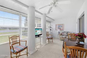 319 N Grove Isle Cir, Vero Beach, FL 32962 - Photo 21