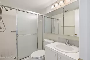 319 N Grove Isle Cir, Vero Beach, FL 32962 - Photo 15