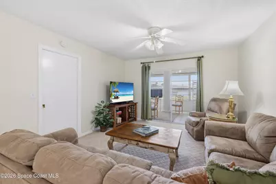 319 N Grove Isle Circle #319, Vero Beach, FL 32962 - Photo 9