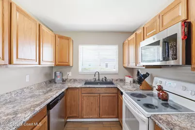 289 San Remo Road SW, Palm Bay, FL 32908 - Photo 17