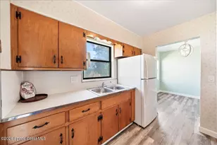 586 Lorraine Dr, Melbourne, FL 32935 - Photo 17