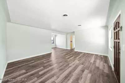 586 Lorraine Drive, Melbourne, FL 32935 - Photo 9