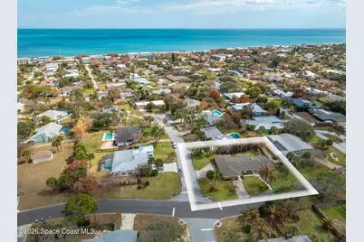 901 S Palm Avenue, Indialantic, FL 32903 - Photo 3