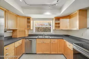 901 S Palm Ave, Indialantic, FL 32903 - Photo 23