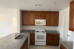 4364 Eleanor Dr, Melbourne, FL 32935 - Photo 9