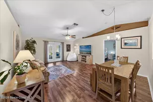 1576 Vista Lake Cir, Melbourne, FL 32904 - Photo 17