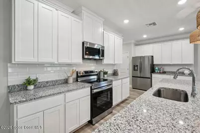 4825 Madras Drive NW, Palm Bay, FL 32907 - Photo 5