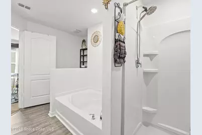 526 Hancock Street SW, Palm Bay, FL 32908 - Photo 19