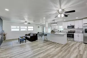 872 Sadnet Cir NE, Palm Bay, FL 32905 - Photo 5