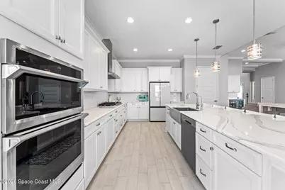 2450 Pescara Court, Melbourne, FL 32940 - Photo 3