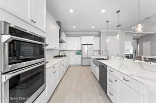 2450 Pescara Ct, Melbourne, FL 32940 - Photo 3