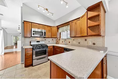 810 Parkside Place #810, Indian Harbour Beach, FL 32937 - Photo 15