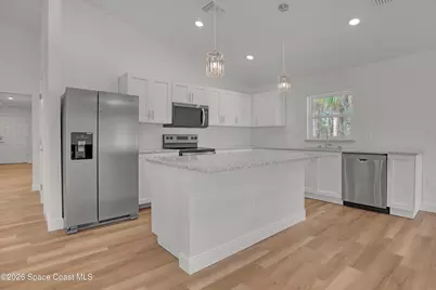 239 Trembley Avenue SW, Palm Bay, FL 32908 - Photo 7