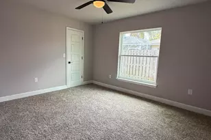 2255 Plantation Dr, Melbourne, FL 32935 - Photo 5