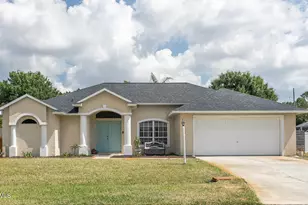 4920 48th Pl, Vero Beach, FL 32967 - Photo 1