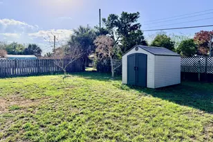 549 Poinciana Dr, Melbourne, FL 32935 - Photo 25