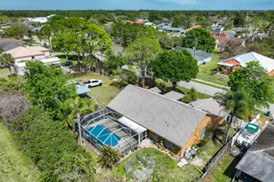 1110 Glendale Ave NW, Palm Bay, FL 32907 - Photo 5