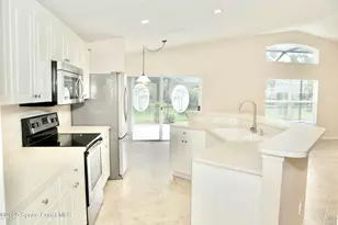 974 Villa Dr, Melbourne, FL 32940 - Photo 3