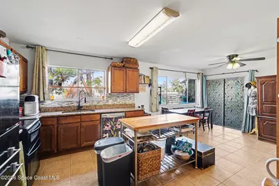 1076 Galty Circle NE, Palm Bay, FL 32905 - Photo 11