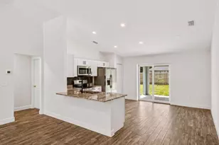 640 Roth Ct SE, Palm Bay, FL 32909 - Photo 11