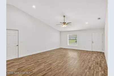 640 Roth Court SE, Palm Bay, FL 32909 - Photo 5