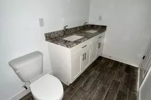 640 Roth Ct SE, Palm Bay, FL 32909 - Photo 9