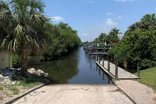 421 Moray Pl, Melbourne Beach, FL 32951 - Photo 11