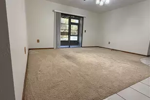 9045 York Ln, Melbourne, FL 32904 - Photo 9