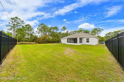 466 Fairbanks Street SW, Palm Bay, FL 32908 - Photo 37