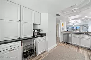 560 S Brevard Ave, Cocoa Beach, FL 32931 - Photo 9