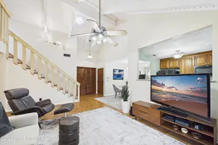 9002 Manchester Ln, Melbourne, FL 32904 - Photo 15