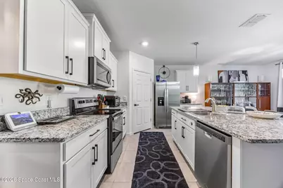 895 Remington Green Drive SE, Palm Bay, FL 32909 - Photo 19