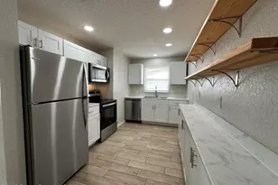 2296 Shelby Dr, Melbourne, FL 32935 - Photo 9