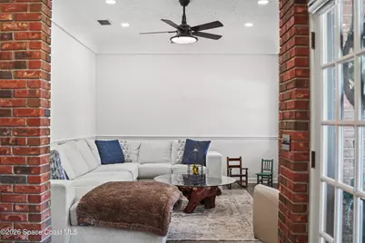 572 Lake Ashley Circle, Melbourne, FL 32904 - Photo 9