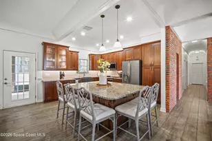 572 Lake Ashley Cir, Melbourne, FL 32904 - Photo 17