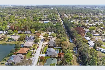 572 Lake Ashley Circle, Melbourne, FL 32904 - Photo 51