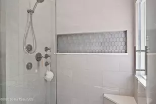 572 Lake Ashley Cir, Melbourne, FL 32904 - Photo 29