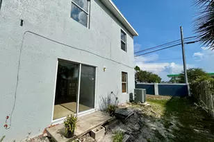 910 Twisting Branch Ct, Melbourne, FL 32935 - Photo 3