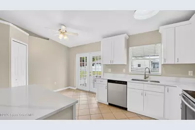 713 Cottbus Avenue NW, Palm Bay, FL 32907 - Photo 13