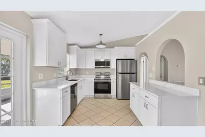 713 Cottbus Avenue NW, Palm Bay, FL 32907 - Photo 9