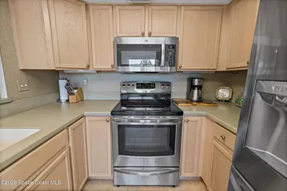 8472 Ridgewood Avenue #201, Cape Canaveral, FL 32920 - Photo 11