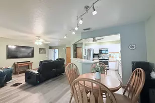 728 Greenwood Manor Cir, West Melbourne, FL 32904 - Photo 11