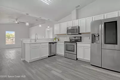 903 Raleigh Road SE, Palm Bay, FL 32909 - Photo 9