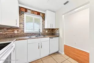 201 St Lucie Ln, Cocoa Beach, FL 32931 - Photo 5