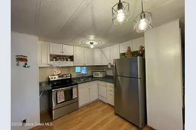 1020 Laurel Court NE, Palm Bay, FL 32907 - Photo 1