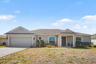 808 Grandeur St SE, Palm Bay, FL 32909 - Photo 1