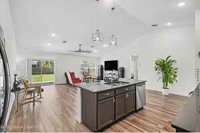 808 Grandeur Street SE, Palm Bay, FL 32909 - Photo 13