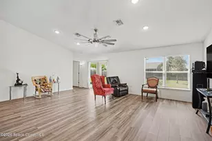 808 Grandeur St SE, Palm Bay, FL 32909 - Photo 7