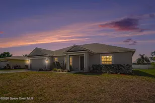 808 Grandeur St SE, Palm Bay, FL 32909 - Photo 3