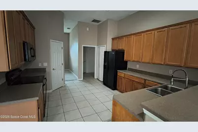 582 Consolata Avenue NW, Palm Bay, FL 32907 - Photo 27